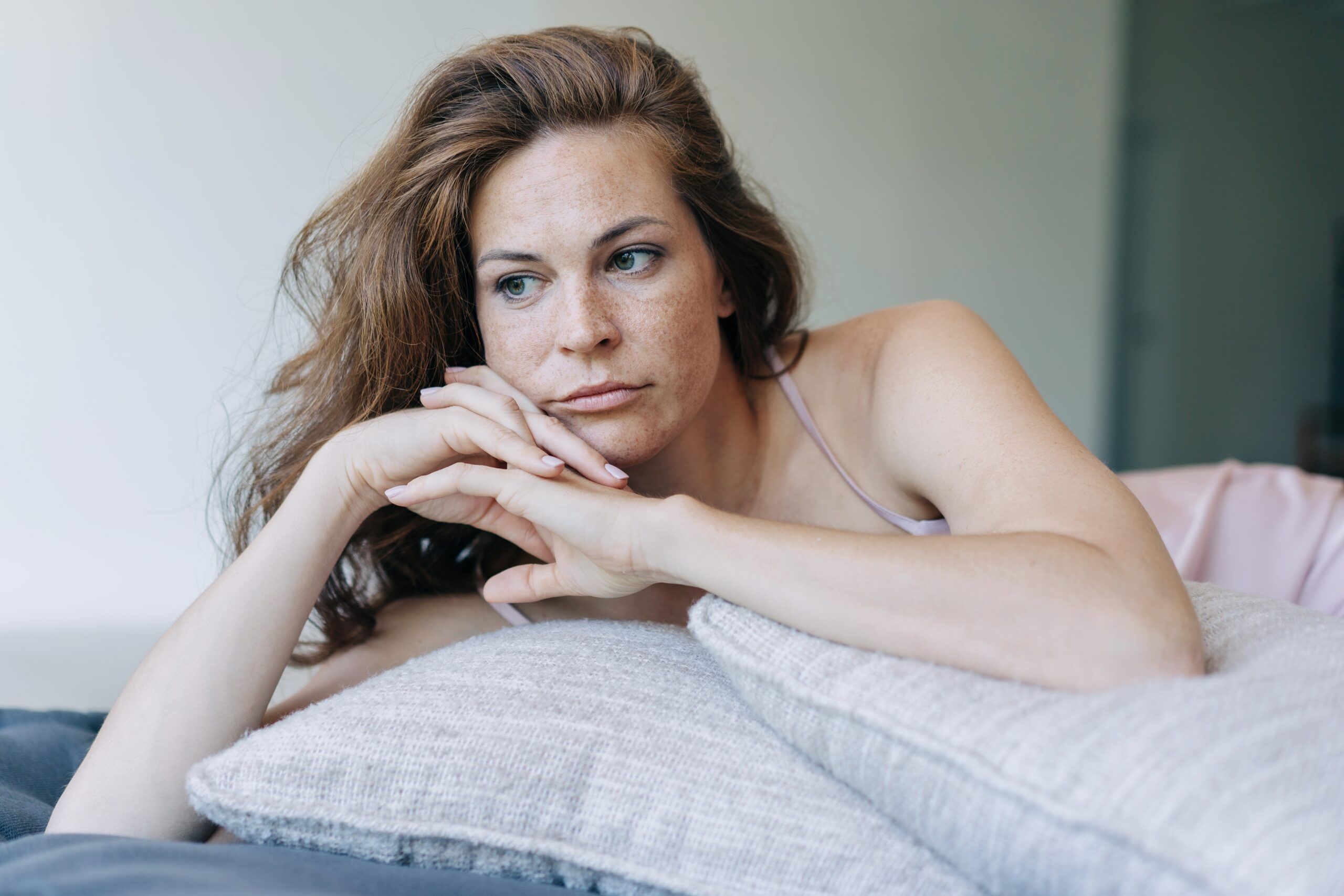 I spent years telling myself I preferred being alone—until these 11 moments forced me to admit where that belief had actually come from