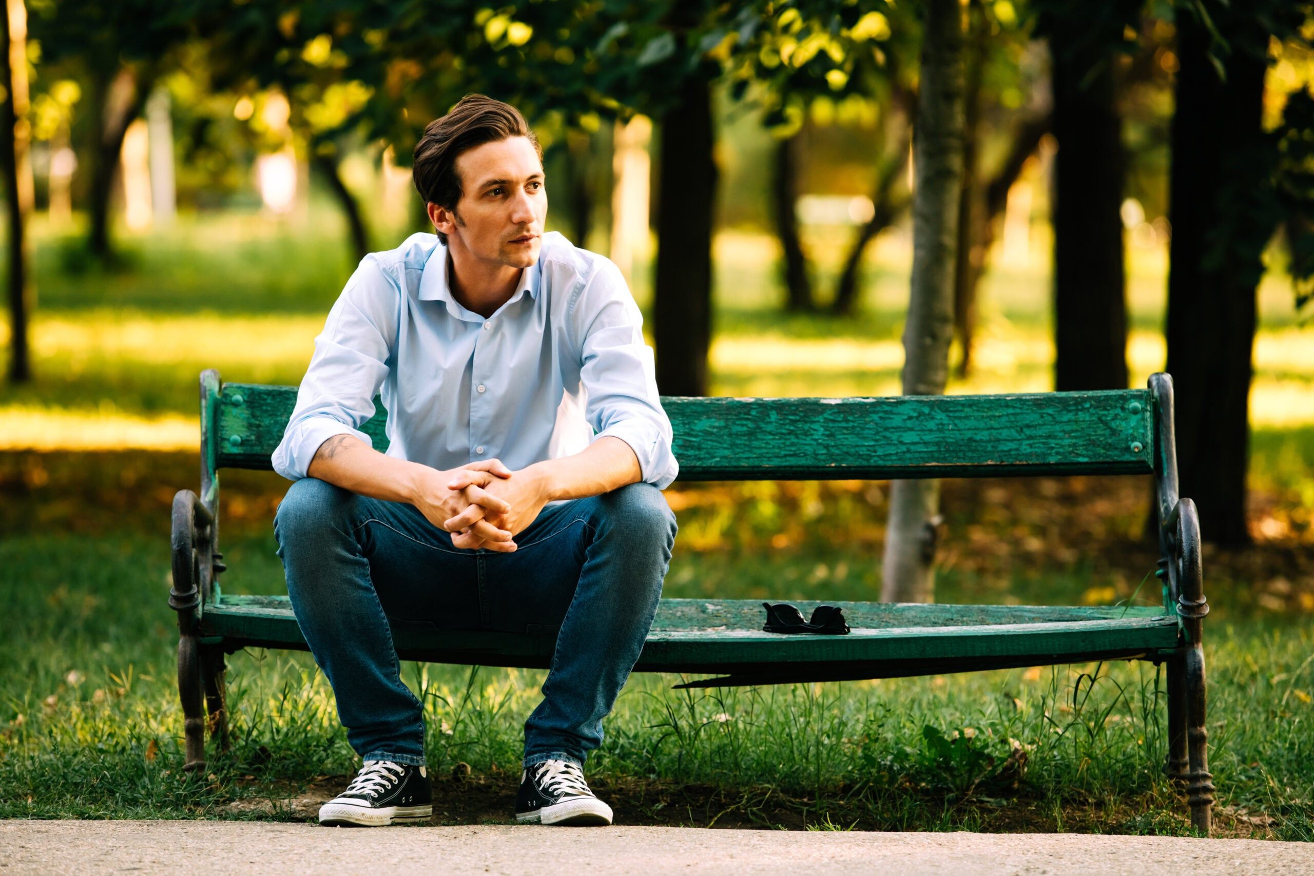 Psychology says people who feel lonely even though they have friends often learned early that it wasn’t safe to be vulnerable