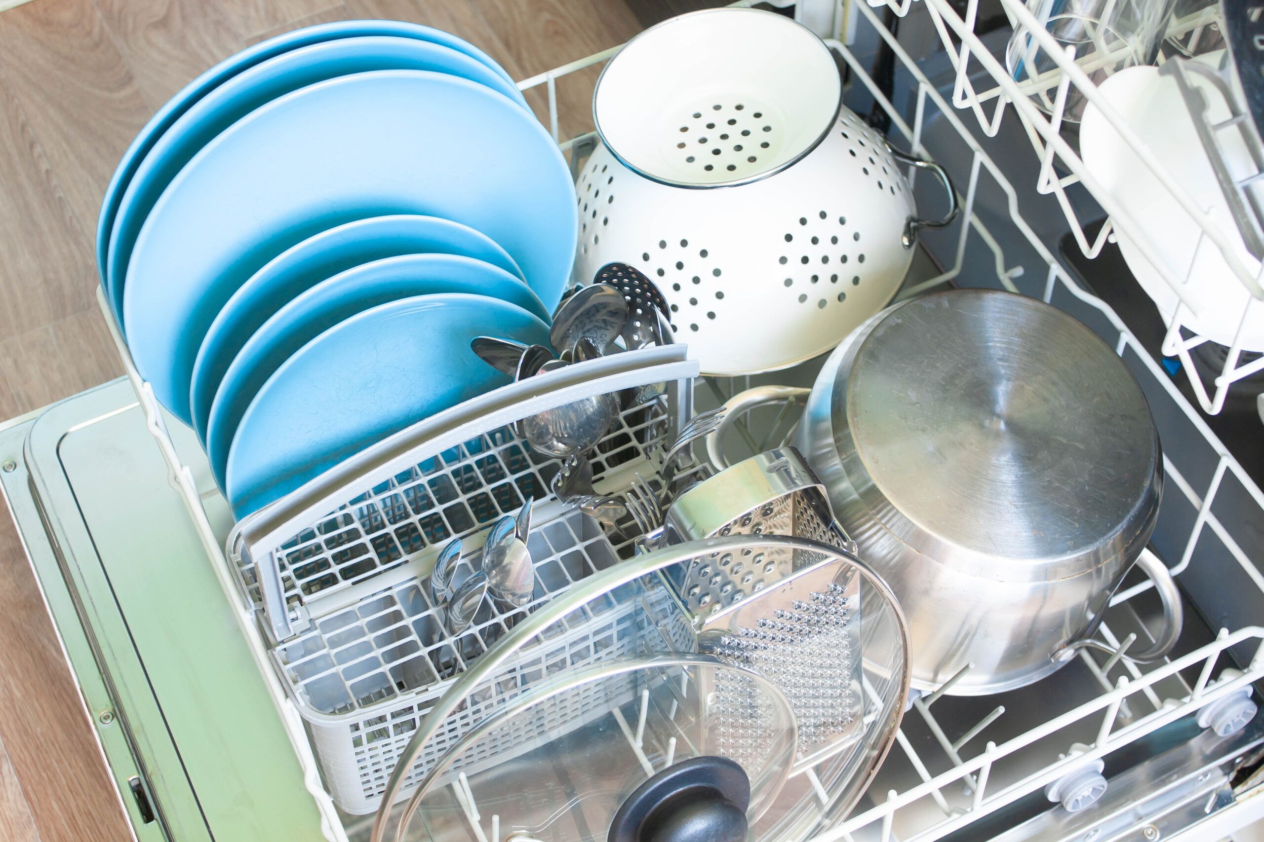 The way you load a dishwasher isn’t random—these tendencies reveal how you think about control and order