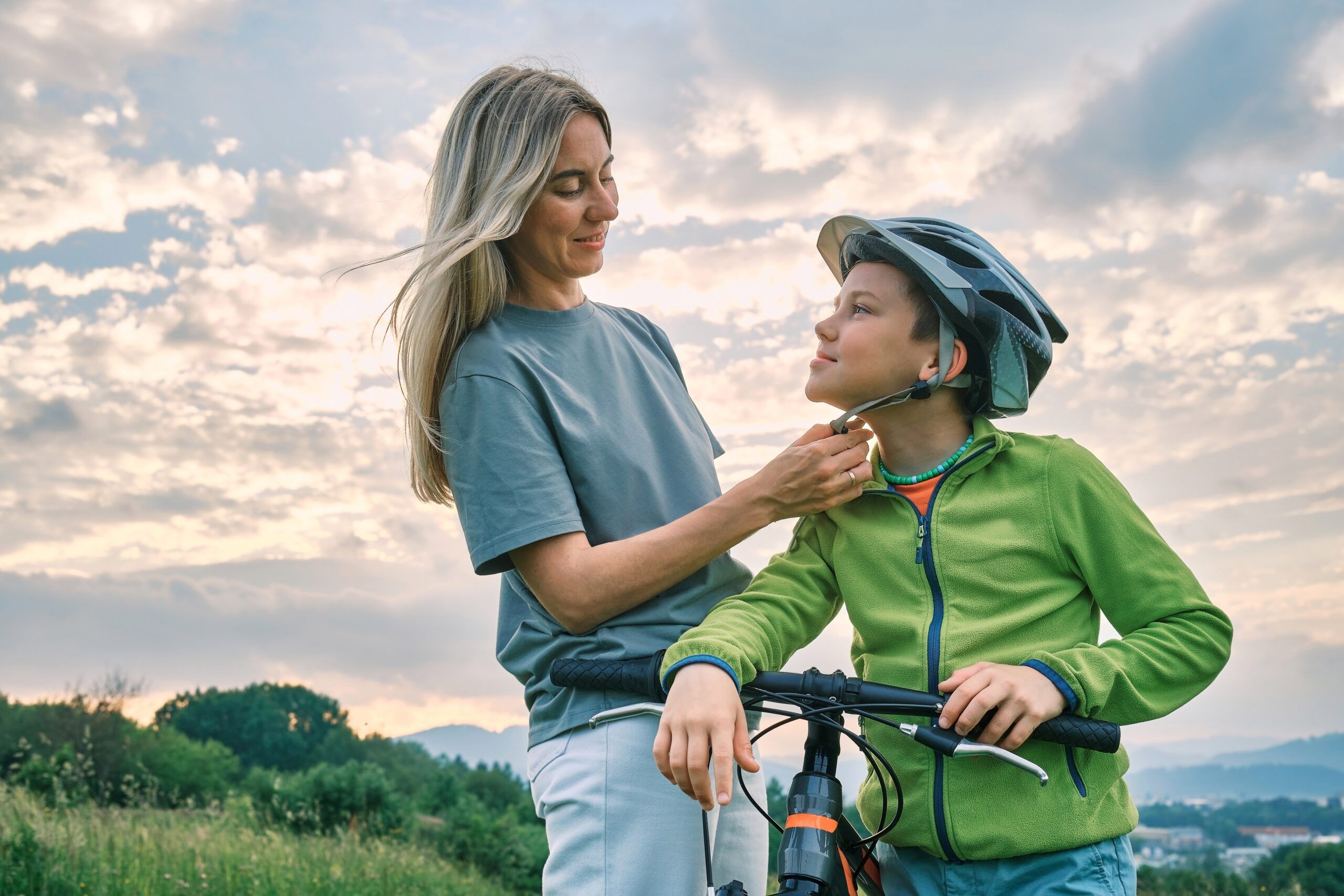 Psychology says growing up with a worrying but well-intentioned mother has surprising downsides
