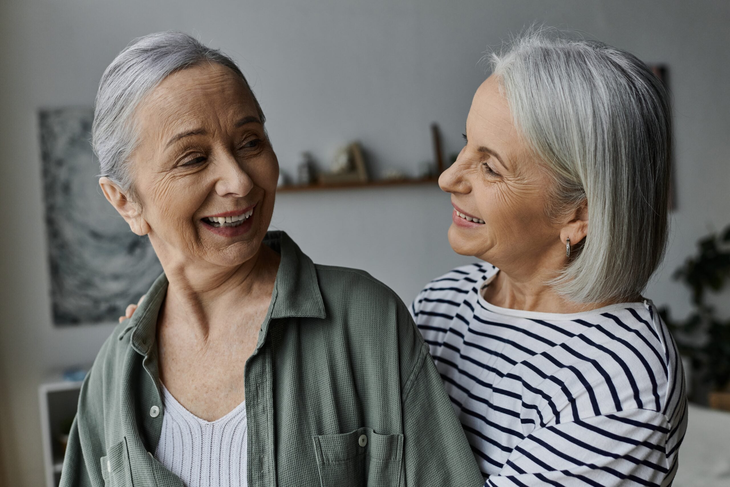 People who break through loneliness later in life don’t build huge circles—these moments with even one person can change everything