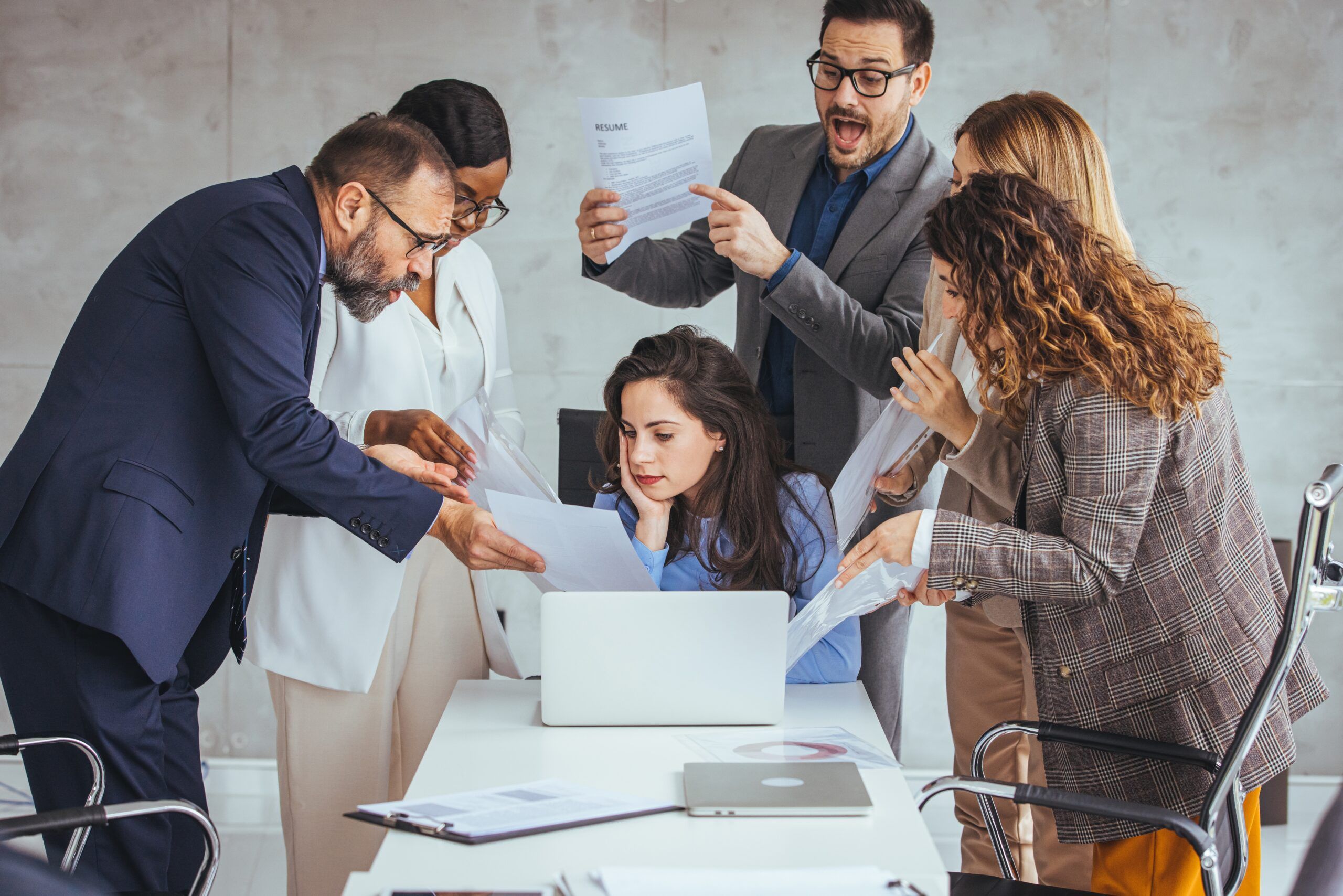 Why “Hyper-Independence” Is The #1 Predictor Of Success In High-Stress Environments