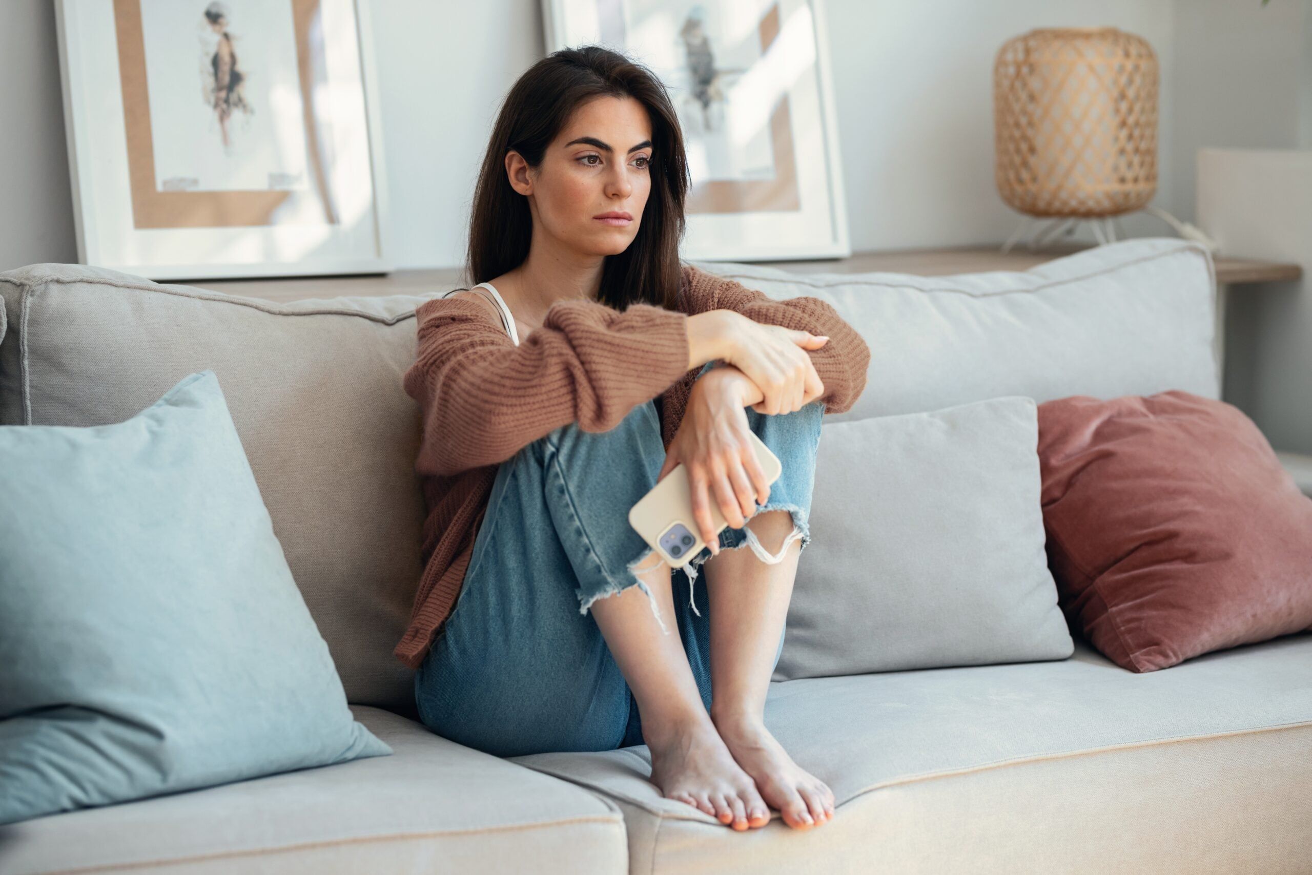 Therapists say most people who have no close friends actually want friends more than anything—they’ve just never had anyone who felt safe to depend on