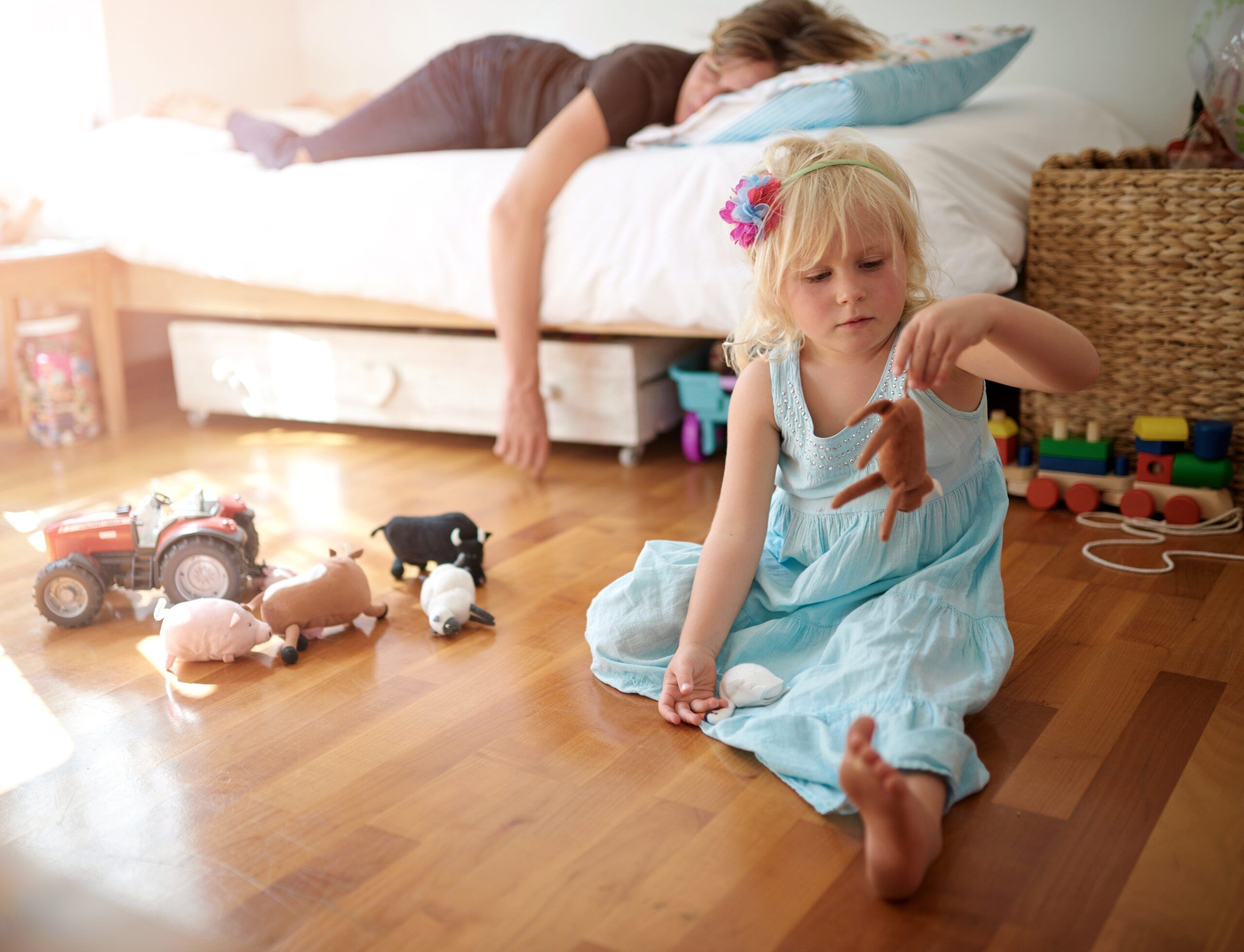People Who Were Emotionally Neglected As Kids Often Display These 12 Rare Traits As Present, Protective Parents