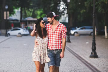 15 Ways Being Awkward AF Can Work To Your Advantage In Dating
