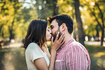 Quiz: Are You A Good Kisser?