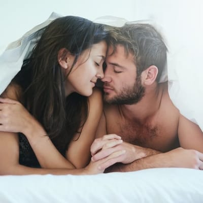 10 Sexy Things To Say In Bed That Will Drive Him Crazy