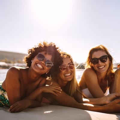I Stopped Trying To Find A Boyfriend & Focused On Making New Friends Instead—Best Decision Ever