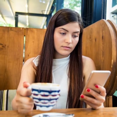 Why Texting Too Much Before The First Date Is A Huge Mistake