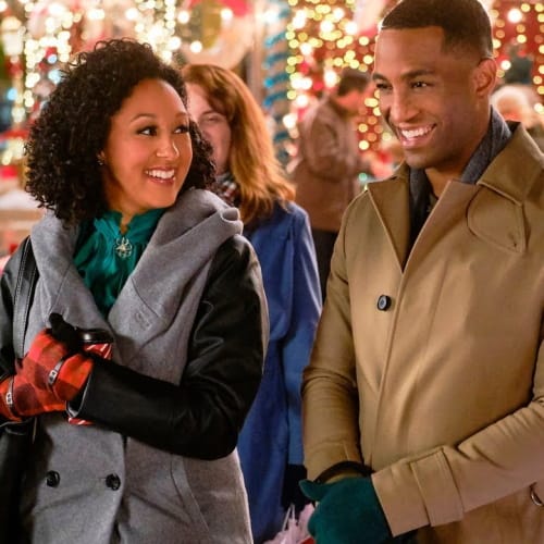 You Can Now Get Paid $1,000 To Binge-Watch Hallmark Christmas Movies
