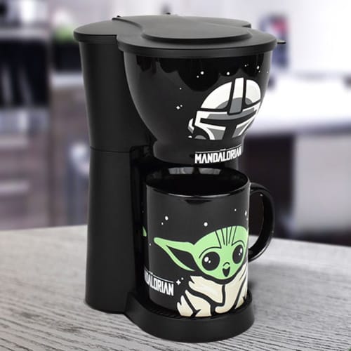 This ‘Star Wars: The Mandalorian’ Coffee Maker Comes Complete With Baby Yoda Mug