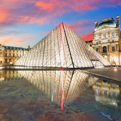 15 Tourist “Hotspots” Travelers Say Aren’t Worth The Hype