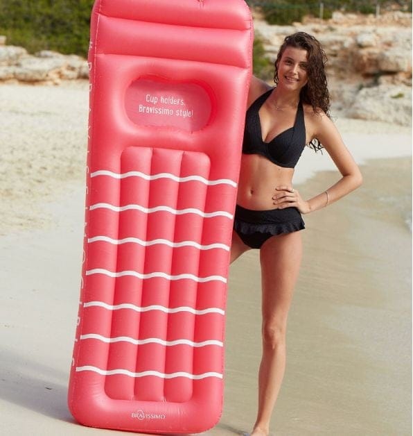 This Pool Float Has A Space For Big Tatas So They Don’t Get Squished While You Lounge