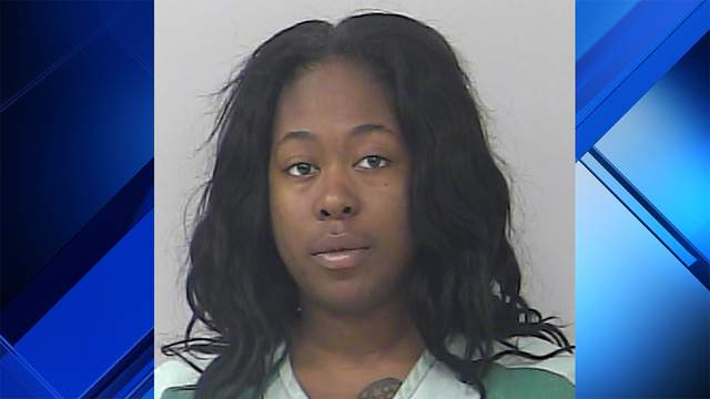 Florida Woman Blames Windy Day For Blowing Cocaine Into Her Purse