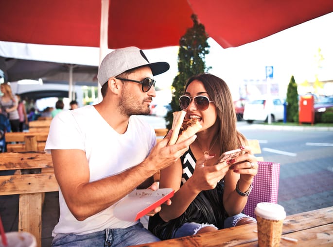 Dating Someone You Don’t Like For Free Food & Other Shameless Ways Women Use Men