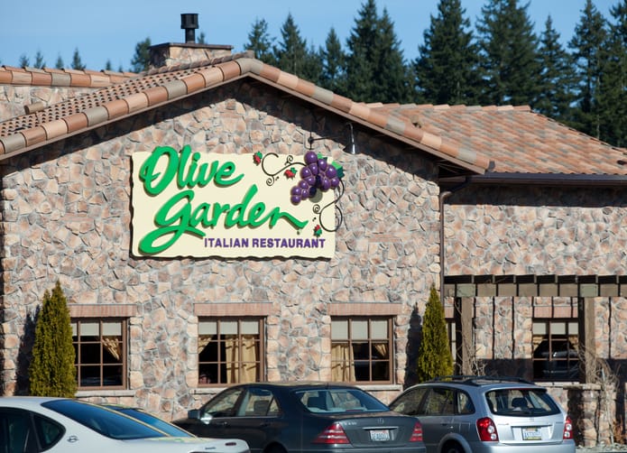 Woman Who Worked At Olive Garden For 10 Years Reveals Horrifying Restaurant Secrets