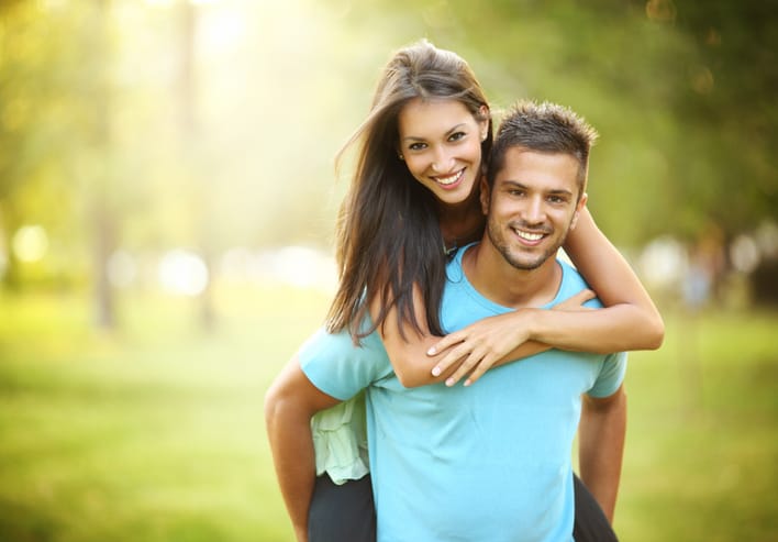 How To Be Friends With An Ex Without Making Things Weird