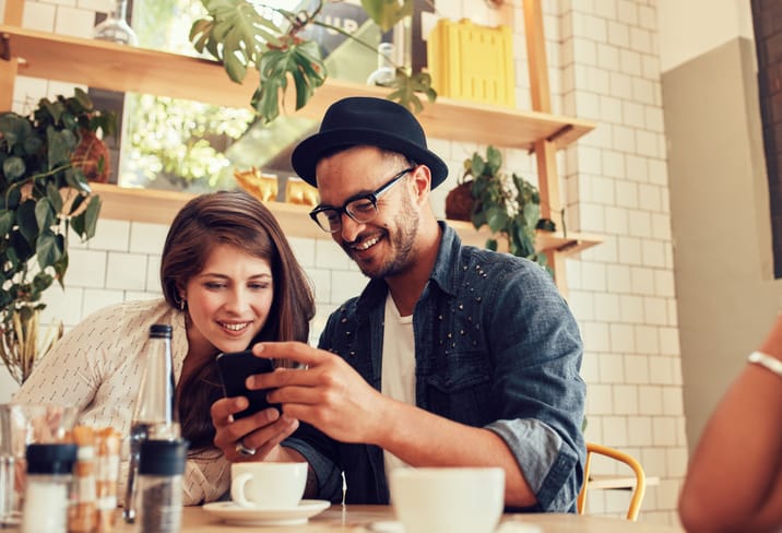 11 Easy To Miss Signs That Someone Isn’t Ready To Date
