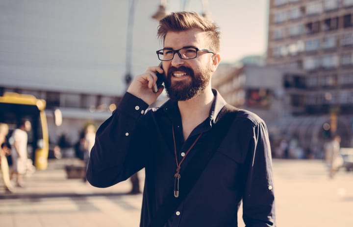 Signs Your Ex is Pretending To Be Over You