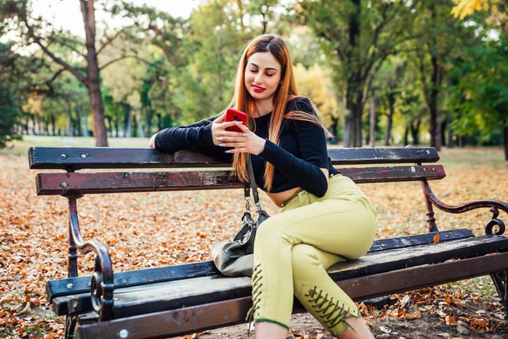 how to keep a conversation going by text