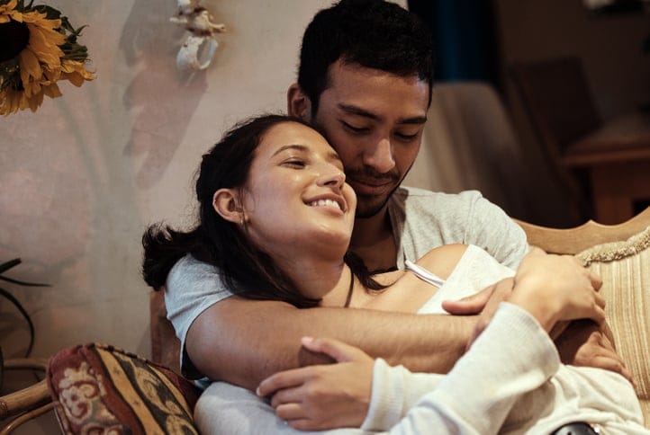 What To Do When You Catch Feelings For Your Friends With Benefits