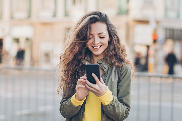 10 Free Dating Apps To Use When You’re Ready For A Night Out