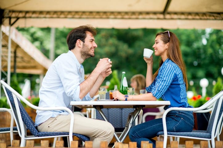 How To Tell Whether He’s Feeling The Same Connection As You Are
