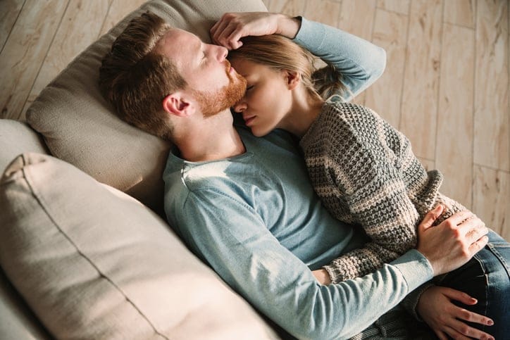 8 Signs They’re Too Damaged For A Relationship