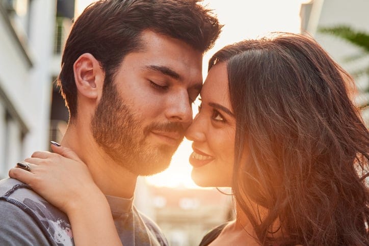 8 Signs It’s Time To Take The Hint—He’s Just Not That Into You