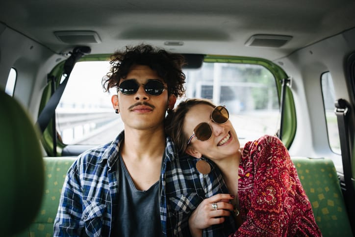 11 Red Flags You Should Never Mistake For Normal Relationship Worries