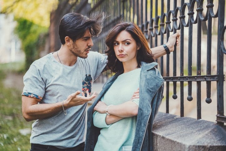 11 Signs He Expects You To Do All The Work In The Relationship