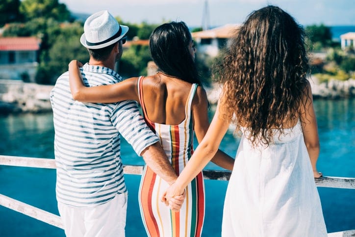 12 Ways To Tell When A Guy Is Being Unfaithful
