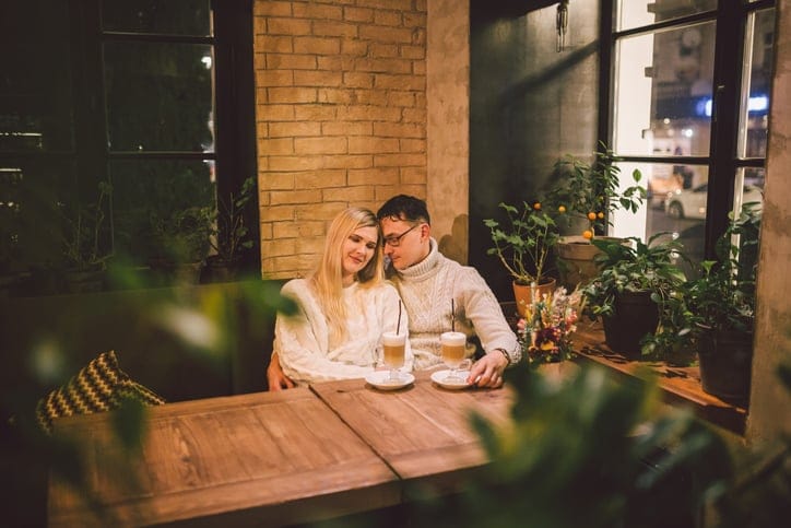 10 Things You Shouldn’t Be Afraid To Share On First Dates Even If They Seem Like TMI