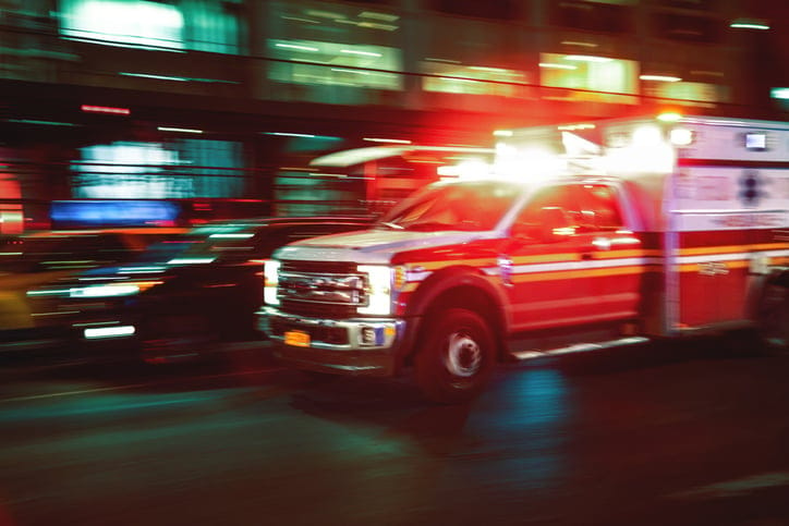 Women Falls Out Of Back Of Ambulance, But Paramedics Don’t Notice For 16 Miles