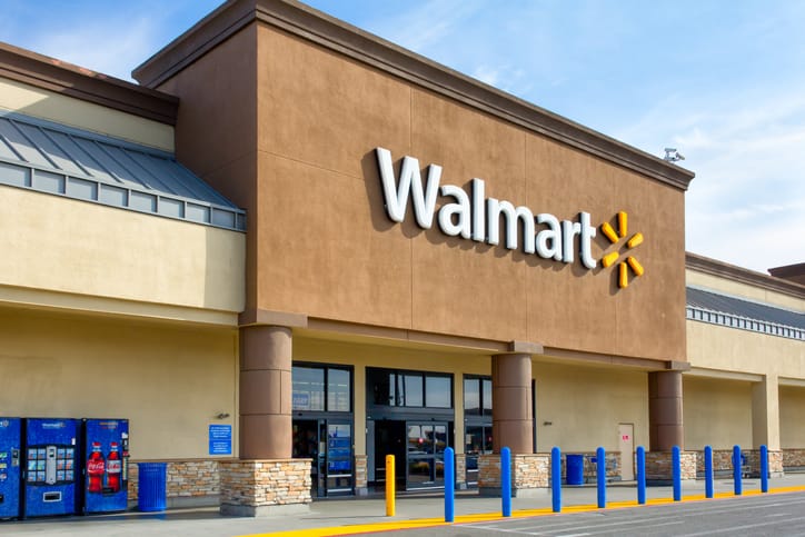 Walmart Employee Knocks Customer Out With A Single Punch After Being Spat On