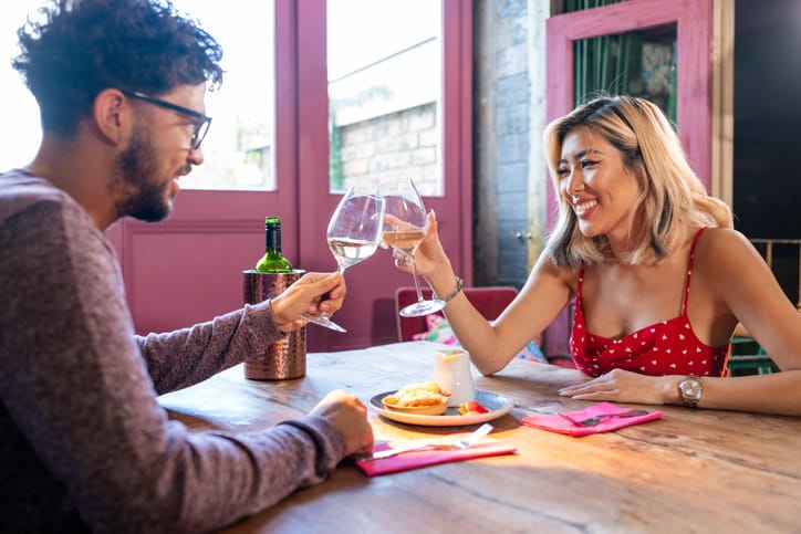 How To Deal With ‘Zero Questions’ Daters Without Losing Your Mind