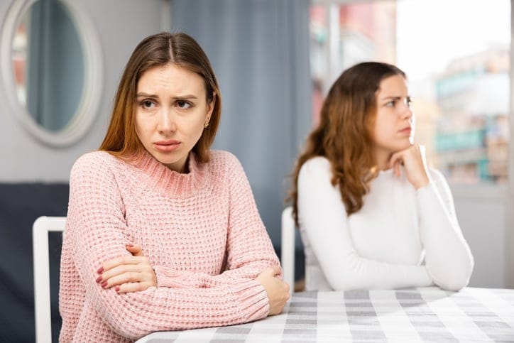 17 Signs Your Chronic Comparing Is Affecting Your Self-Esteem