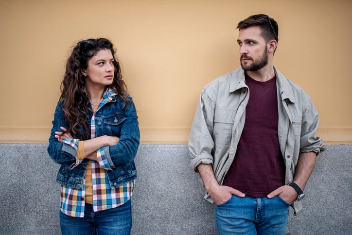 14 Questions People With Low Confidence Ask In Relationships