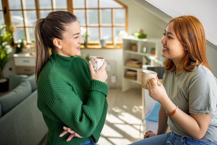 The 10 Worst Ways A Friend Can Betray You (& How To Deal When It Happens)