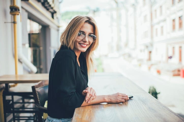 How Women Who Have Been Single For A Long Time Date Differently