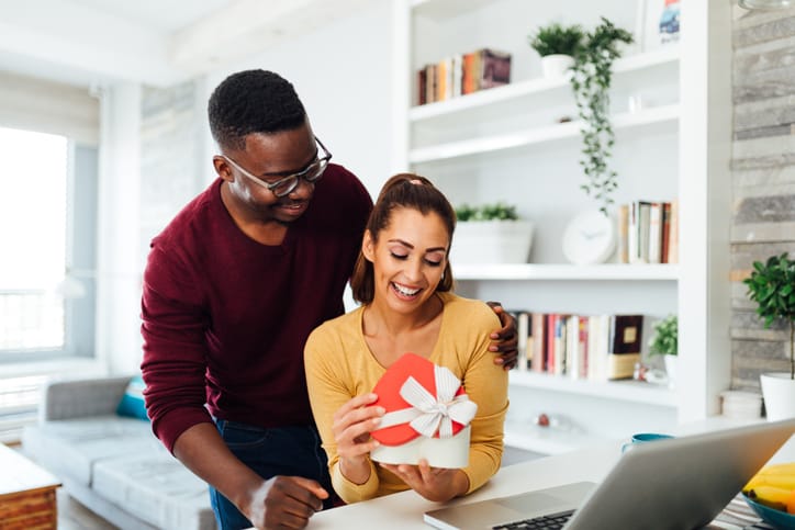 10 Thoughtful Gifts That Are Better Than Flowers