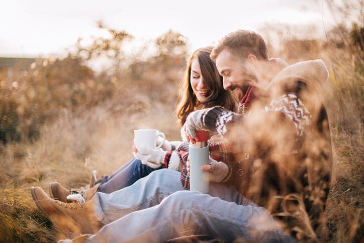 Dating A Romantic Guy? Here’s Why You Hit The Jackpot