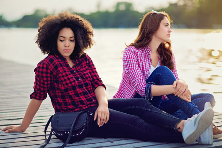 10 Signs Your BFF Stopped Caring About Your Friendship Once She Met A Guy
