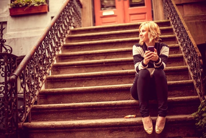 15 Airbnb Red Flags That Should Make You Cancel Immediately