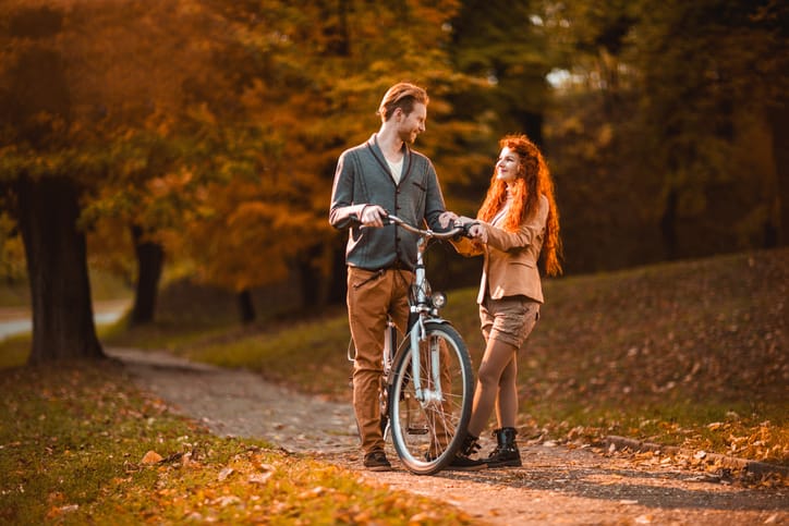 10 Signs You’re Not Taking Enough Risks When It Comes To Dating