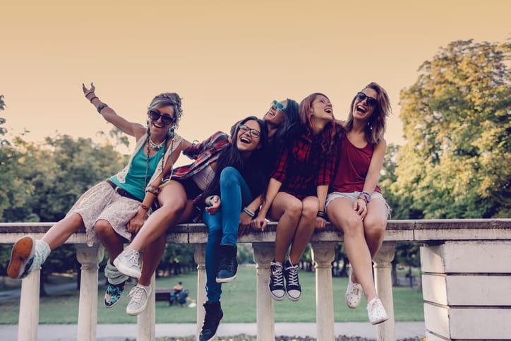My Best Friend Used To Ditch Me For Guys, So I Ditched Her For Better Friends