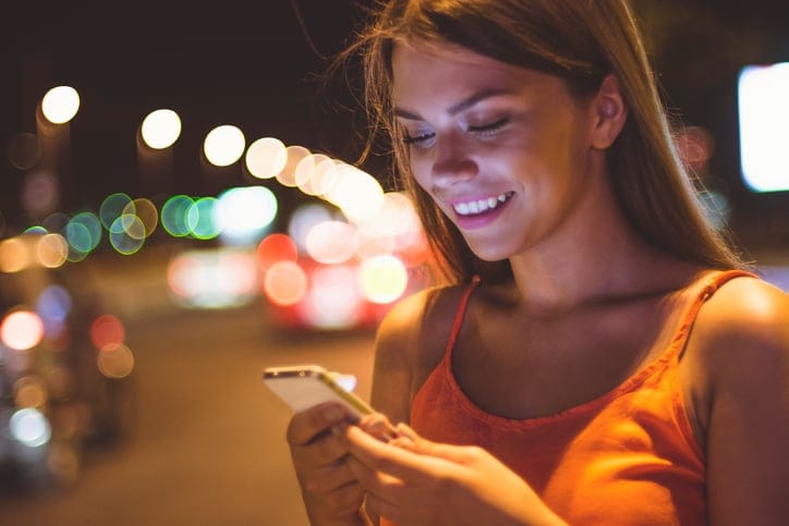 I’m Addicted To Online Dating & I Don’t Know How To Stop