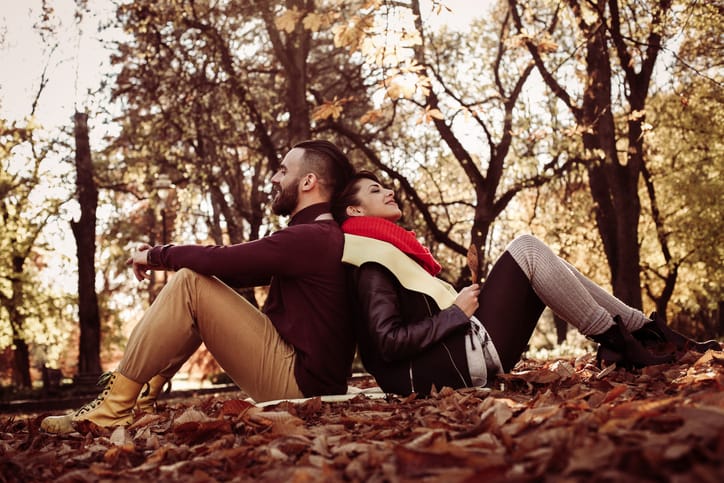Even If You Want To Make Things Official, This Is How You Know You Should Hold Off