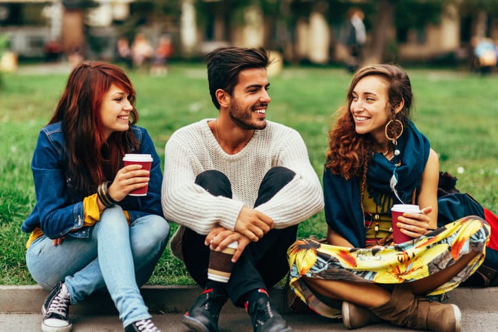I’m Friends With A Couple Going Through A Nasty Breakup — And I’m Stuck In The Middle