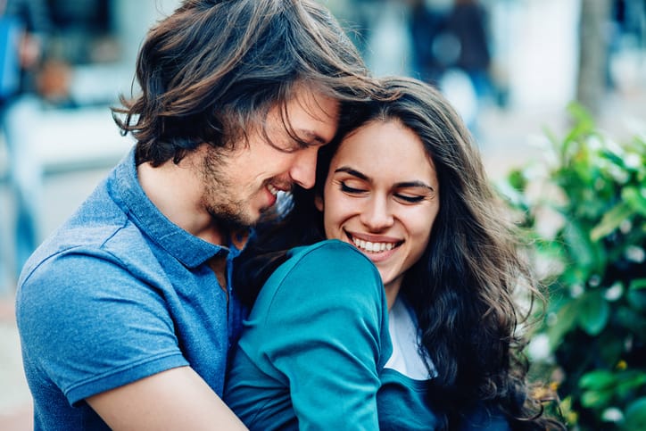 10 Signs You’re Starting To Lose Yourself In Your Relationship